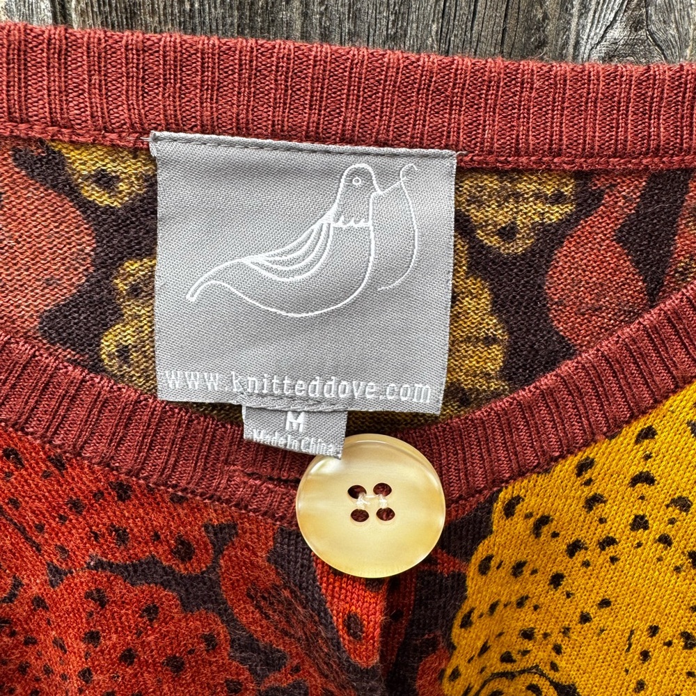 Kitted Dove Wool Blend Button Front Peacock Pattern Cardigan Size Medium View 2